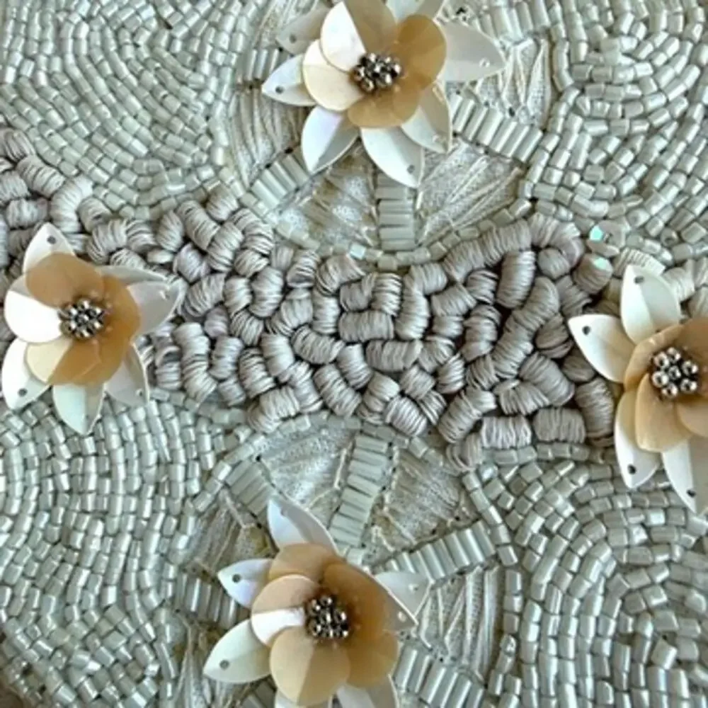 Maria Victoria Beaded Floral Clutch Shoulder Bag‎ Ivory Cream Embellished Floral